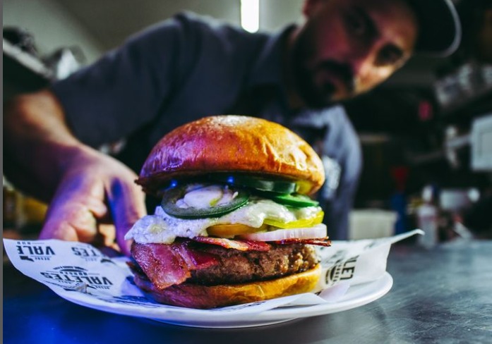 VALETESBURGER_HAMBURGUERIA_ EM_LOUVEIRA (3)